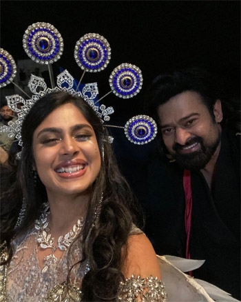 Kalki: Faria Abdullah shared a selfie pic with Prabhas!