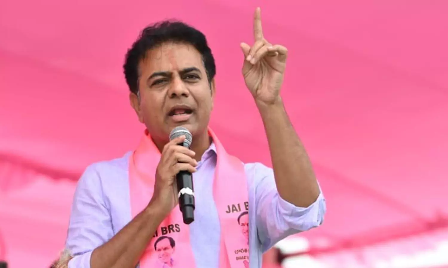 Congress government is cheating farmers and waiving loans: KTR