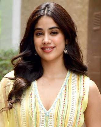 There is no wrong talking about 'Janhvi Kapoor'