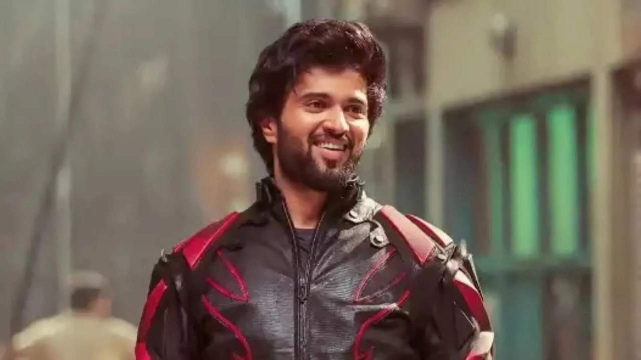 Vijay devarakonda: Vijay Devarakonda's pic released by Kalki movie makers.. Tweet viral..!