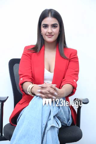 Interview: Double Smart.. Double Blockbuster Guaranteed – Kavya Thapar