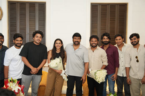 Megastar Chiranjeevi congratulated the "Committee Kurrollu" team