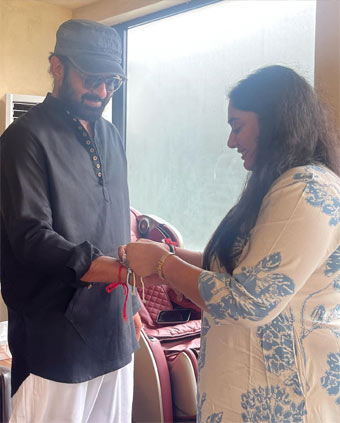 Viral Pic: Prabhas Celebrates Rakhi with Sondari!