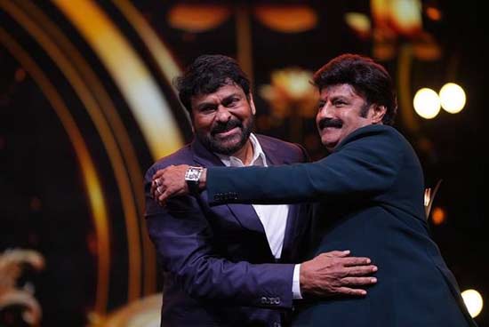 Photo Moment: Chiru, Balayya's same frame..