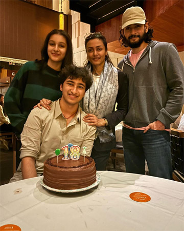 Photo Moment: Mahesh's beautiful family at Gautham's birthday celebrations