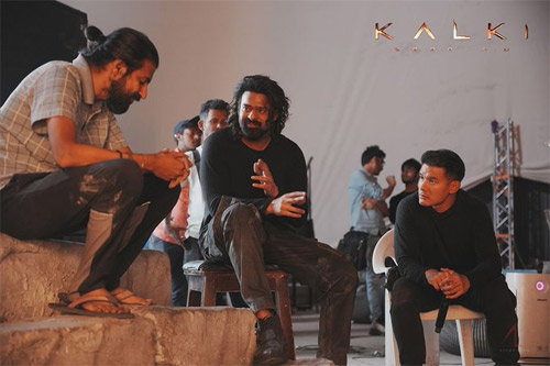 Photo Moment: Prabhas in discussion with Nag Ashwin on the sets of "Kalki".