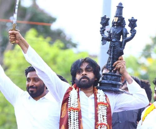 Tirumala: Pawan's post went viral nationwide..!