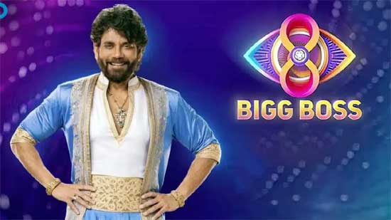 Bigg Boss 8: Charan Song's Naag in "Bigg Boss 8".