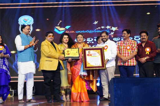 VB Entertainments 10th Anniversary Broadcast Awards | Latest Telugu Movie News, Reviews, OTT, OTT Reviews, Ratings