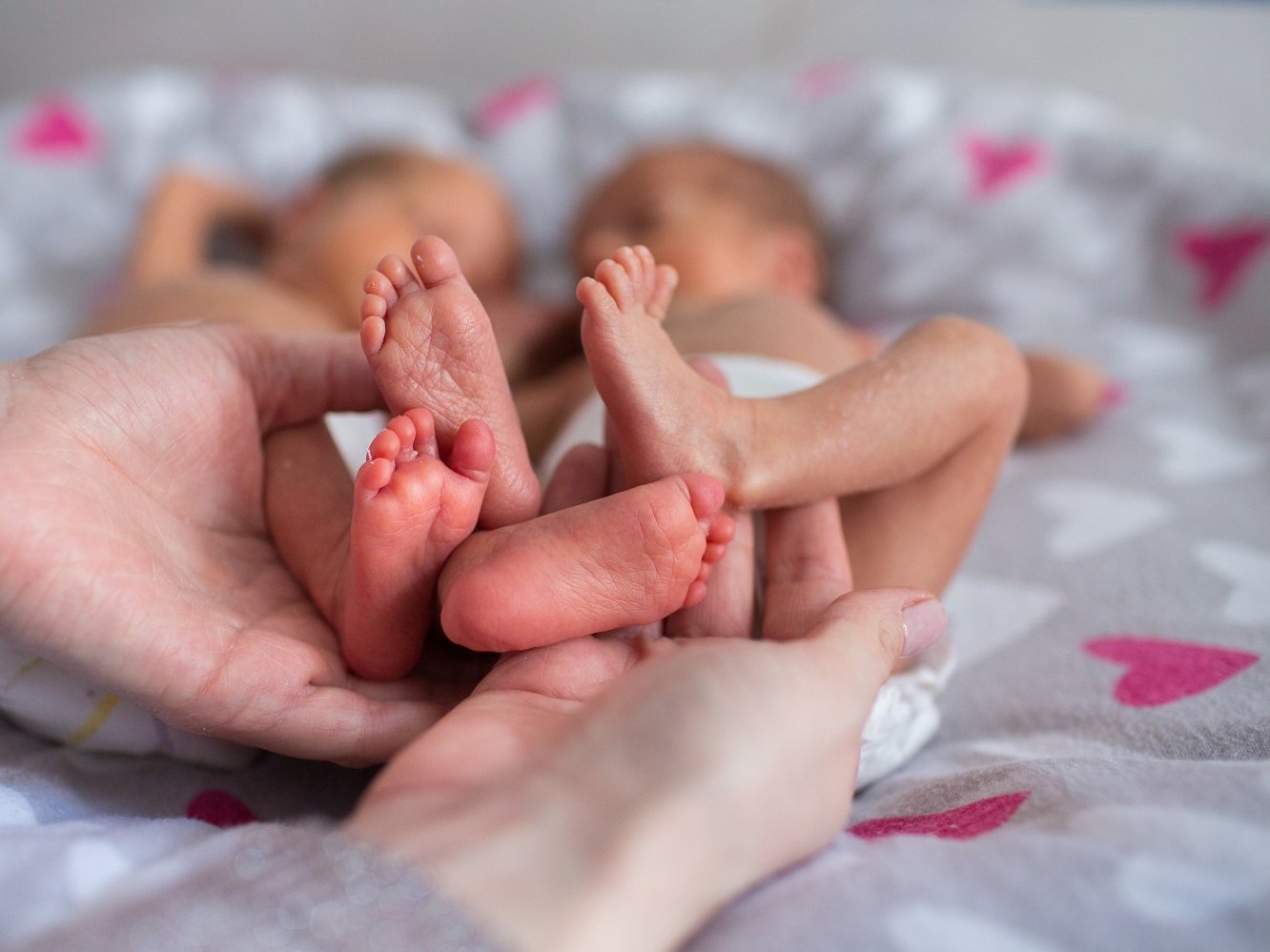 Whats Up: WhatsApp is healing .. Twins killed in twins in the womb?
