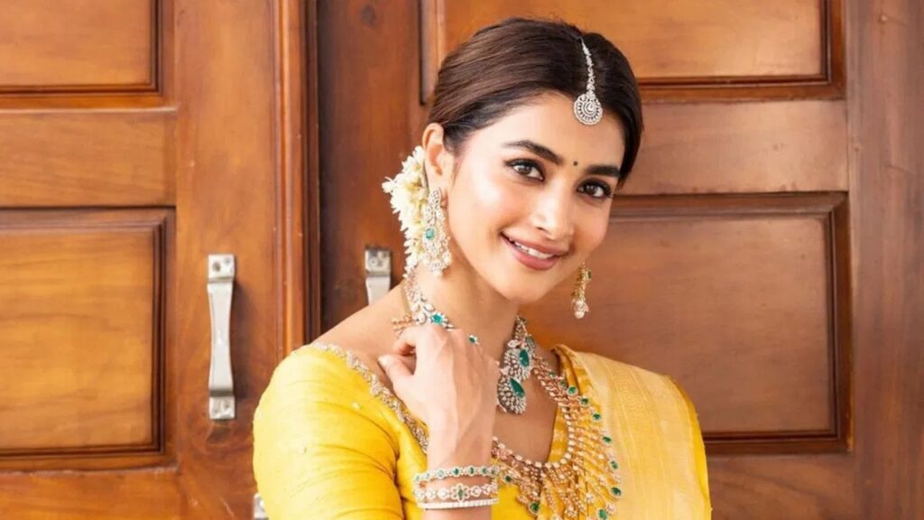 Star Hero Warning to Pooja Hegde