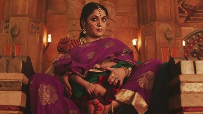 Ramya Krishnan: The heroine Ramya Krishna crying for the director's work !!
