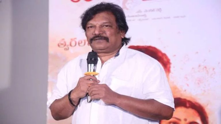 Krishna Vamsi: Krishna Vamsi became a hero in the movie just because he fed him for one day. Krishna Vamsi: Krishna Vamsi became a hero in the movie just because he fed him for one day.