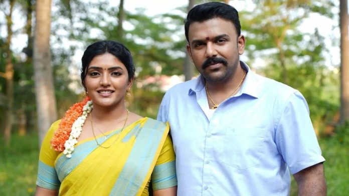 Tarun Bhaskar: Love with the heroine. Pellichoopulu director Tarun Bhaskar admits that his love for the heroine is real