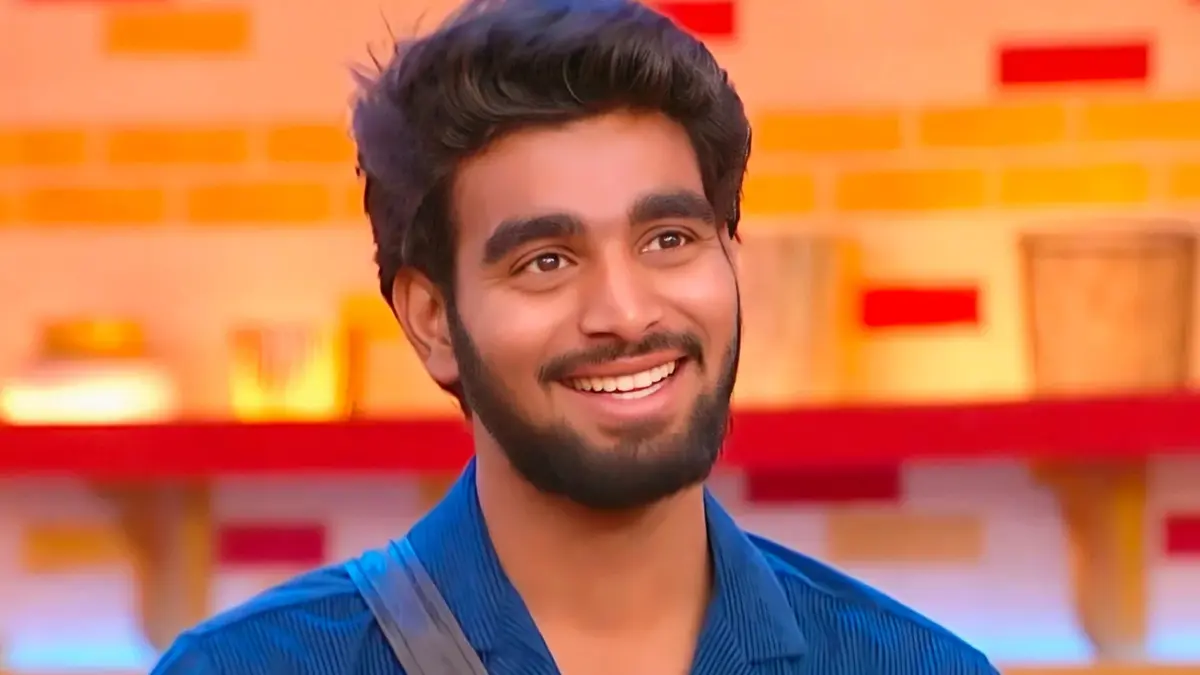 Kalyan Padala rises to the top 3 in Bigg Boss 9 Telugu Kalyan Padala rises to the top 3 in Bigg Boss 9 Telugu