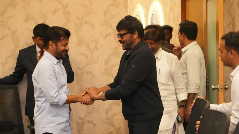 Photo Second: Chiranjeevi with CM Revanth Reddy at the Telangana Rising Global Summit 2025 Photo Second: Chiranjeevi with CM Revanth Reddy at the Telangana Rising Global Summit 2025