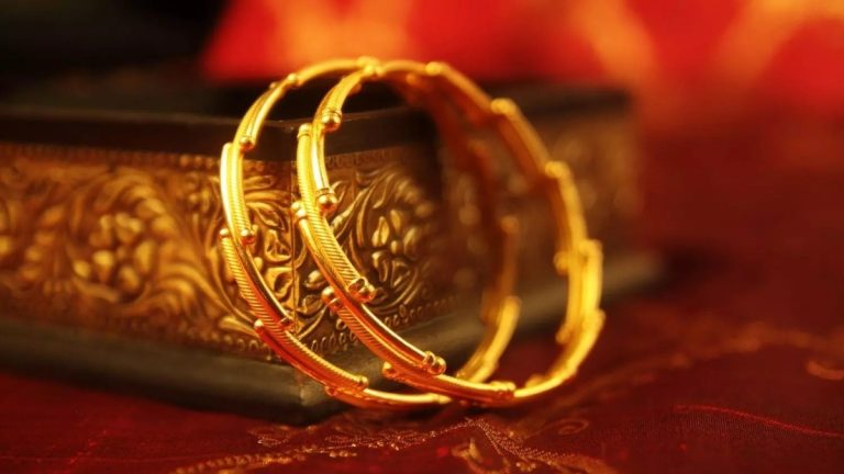 Gold Fee: The prices decreased as they decreased yesterday and increased at the moment.. One day Rs. 16,000 a barrel!! Gold Fee: The prices decreased as they decreased yesterday and increased at the moment.. One day Rs. 16,000 a barrel!!