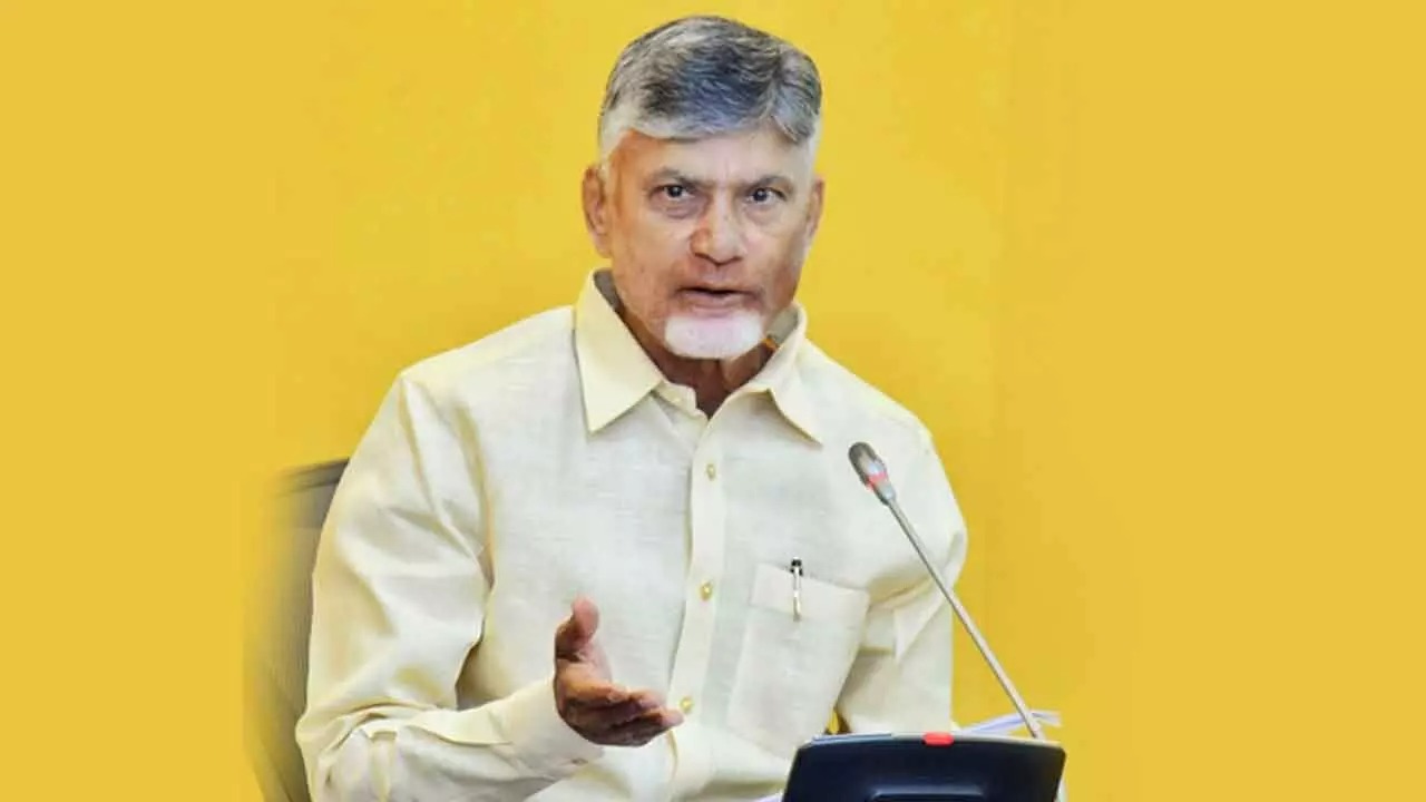 Kutami not recognizing Sarkar's welfare schemes? TDP's New Strategy Chandrababu Naidu Warns TDP Leaders
