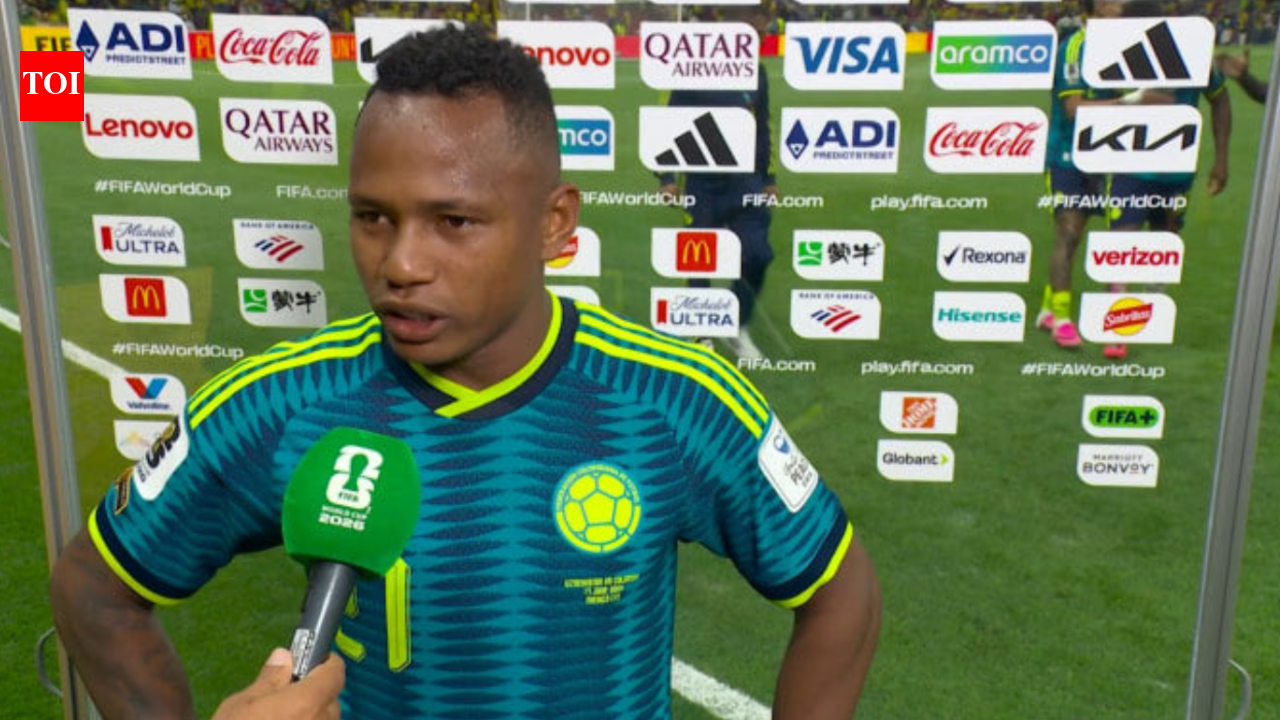 Jáminton Campaz: Death threats force World Cup star to skip return flight
