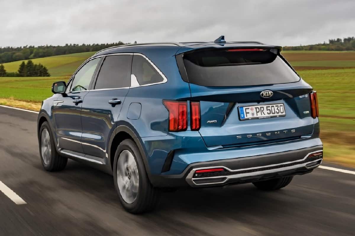 7 New 7-Seater SUVs Launching Soon – Maruti, Tata, Kia, Toyota & More
