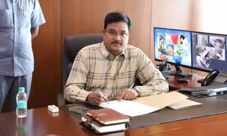 రంగనాథ్ను తప్పించండి… హైడ్రాపై హైకోర్టు సీరియస్!