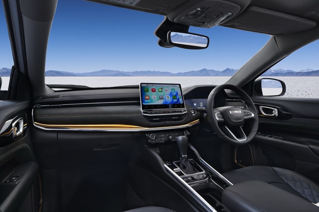 Jeep Meridian 85th Anniversary Edition Interior