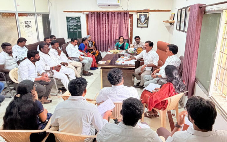 పోచంపల్లి సమగ్రాభివృద్ధి లక్ష్యం : ఎమ్మెల్యే కుంభం అనిల్ కుమార్ రెడ్డి