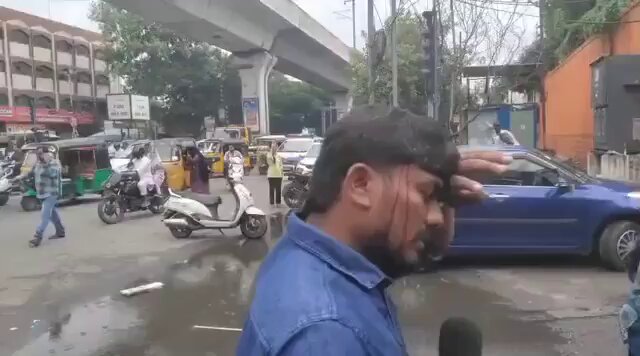 Reporter injured in head in stone pelting at Gandhi Bhavan