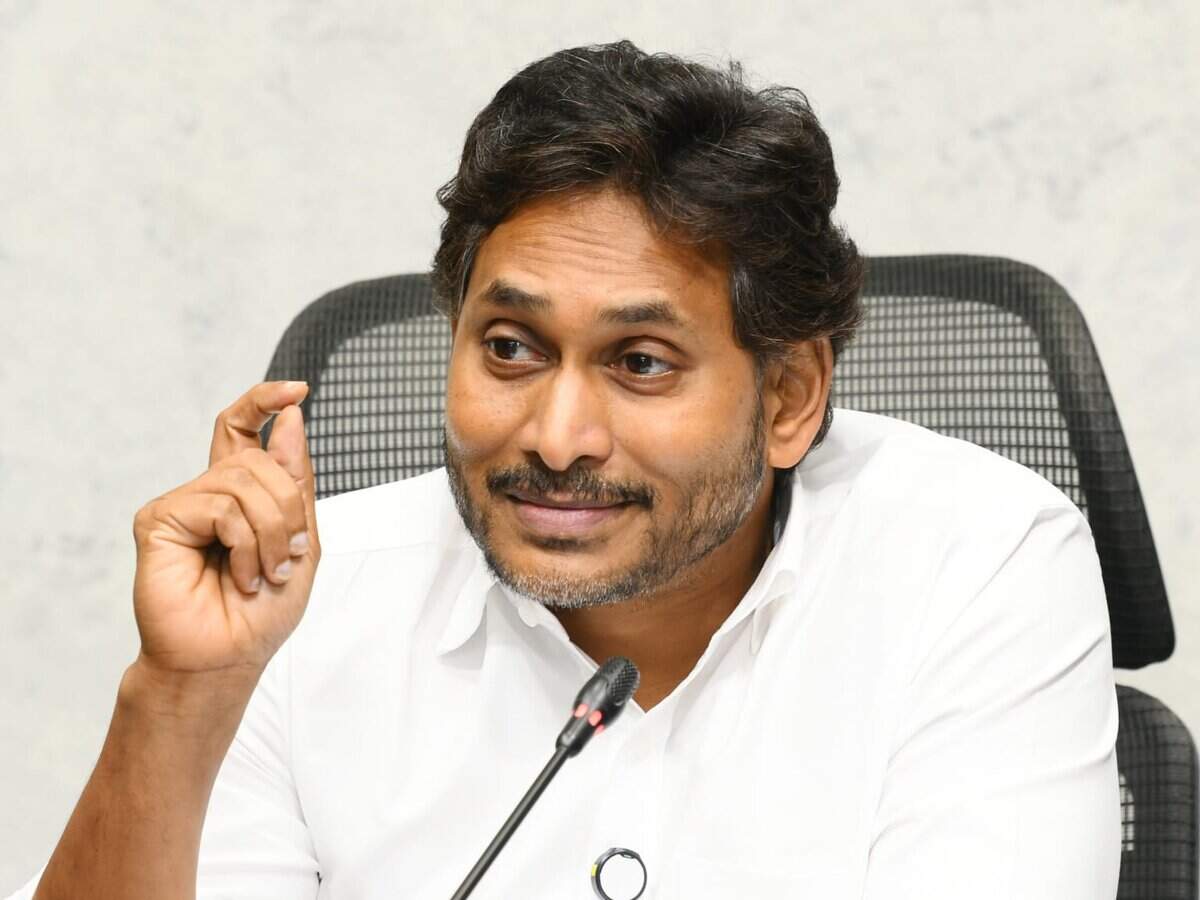 YS Jagan: Silence on key issues erodes trust మేమూ కాక్రోచ్ లమే అన్నావుగా జగన్.. ఇప్పుడేమైంది?
