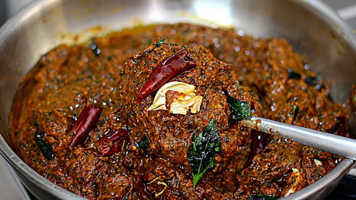 Coriander Chutney: Easy 5-Min Recipe corianderchutney-88211784196348.jpg