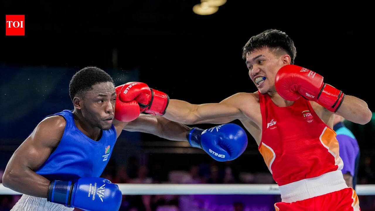 Neeraj Chopra: 10 Indians in Boxing Finals 1785572399_photo.jpg