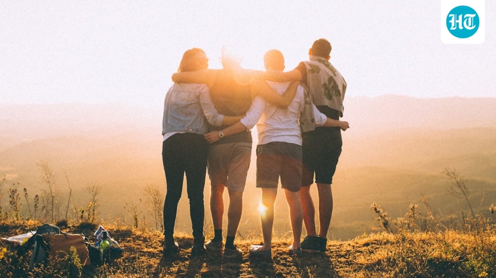 friendship_1785589125262_1785589125381_1d4e2a40-a3e4-48f6-b774-adbe9b402707.jpg