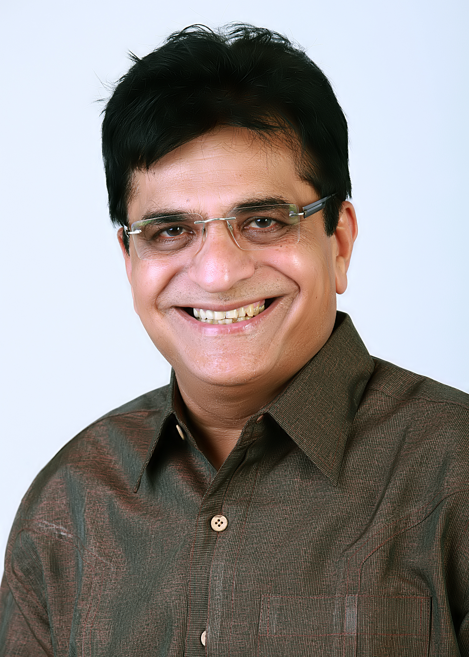 Ex-MP Kirit Somaiya Seeks High-Level Probe Into Sensex Wild Swings