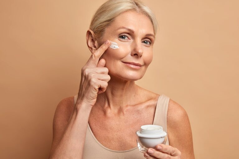 Anti aging secrets: Singaporean man looks 30 at 60 years old revealed! Anti aging secrets: Singaporean man looks 30 at 60 years old revealed!