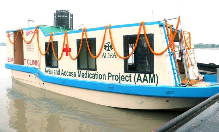 Boat clinics: Life-saving medical care reaches India’s remote river islands Boat clinics: Life-saving medical care reaches India’s remote river islands