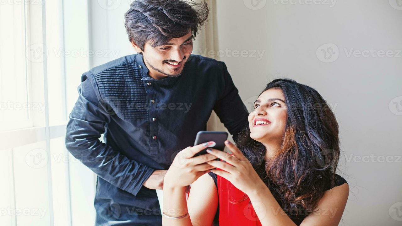 Indian Man: What Type of Woman Makes Him Truly Happy? Indian Man: What Type of Woman Makes Him Truly Happy?